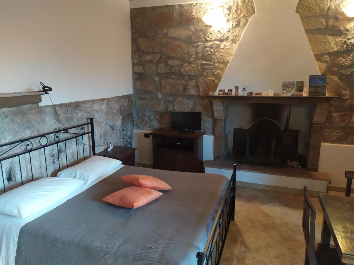 Mozzafiato Pitigliano Apartment ภายนอก รูปภาพ