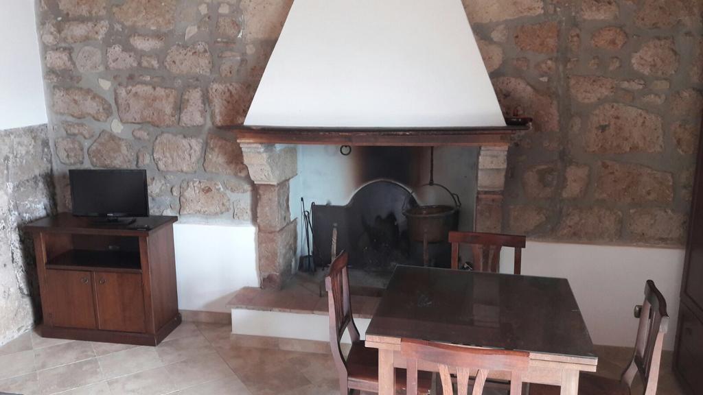 Mozzafiato Pitigliano Apartment ภายนอก รูปภาพ